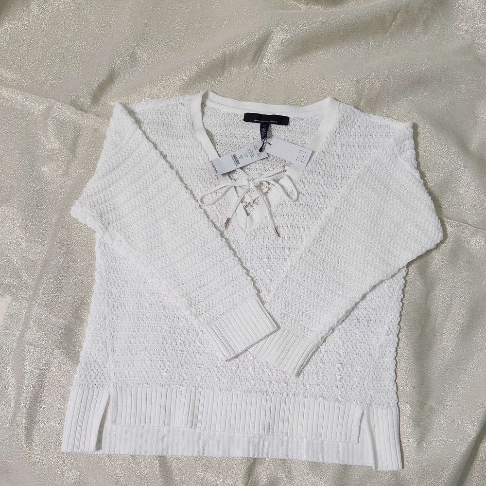 New stweer brand  WHBM  white House blac market size M